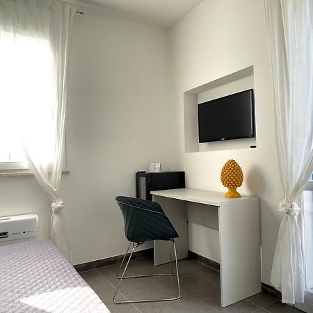 Cala Azzurra Macari Bed And Breakfast And Holidays House Екстер'єр фото