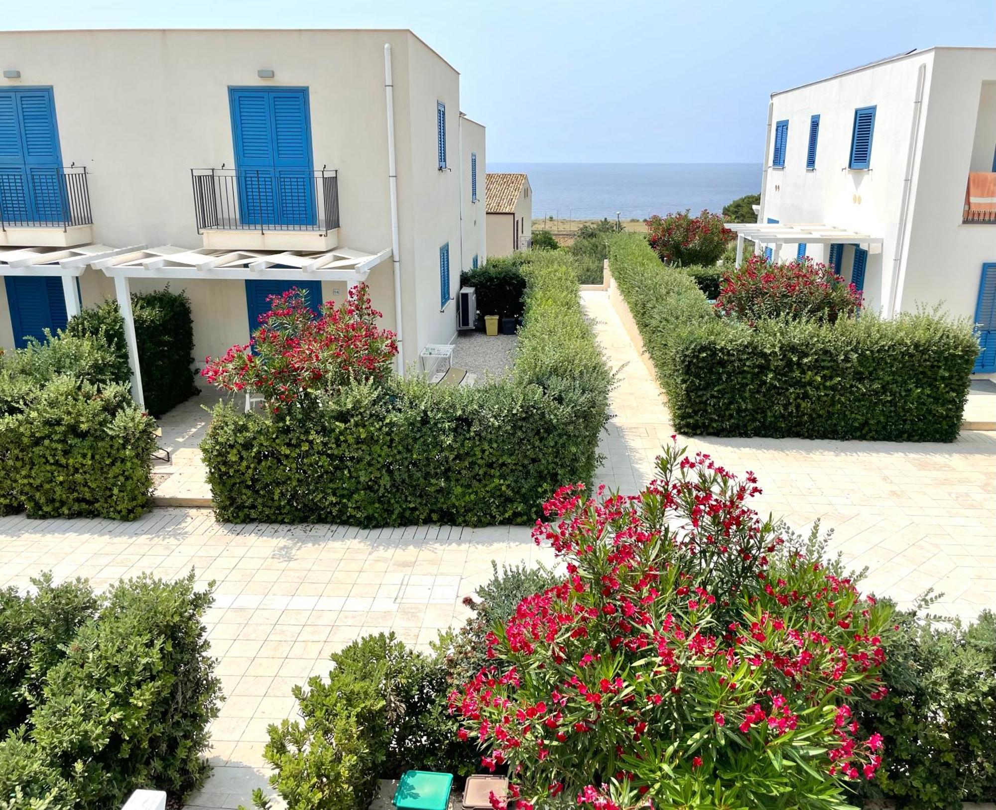 Cala Azzurra Macari Bed And Breakfast And Holidays House Екстер'єр фото